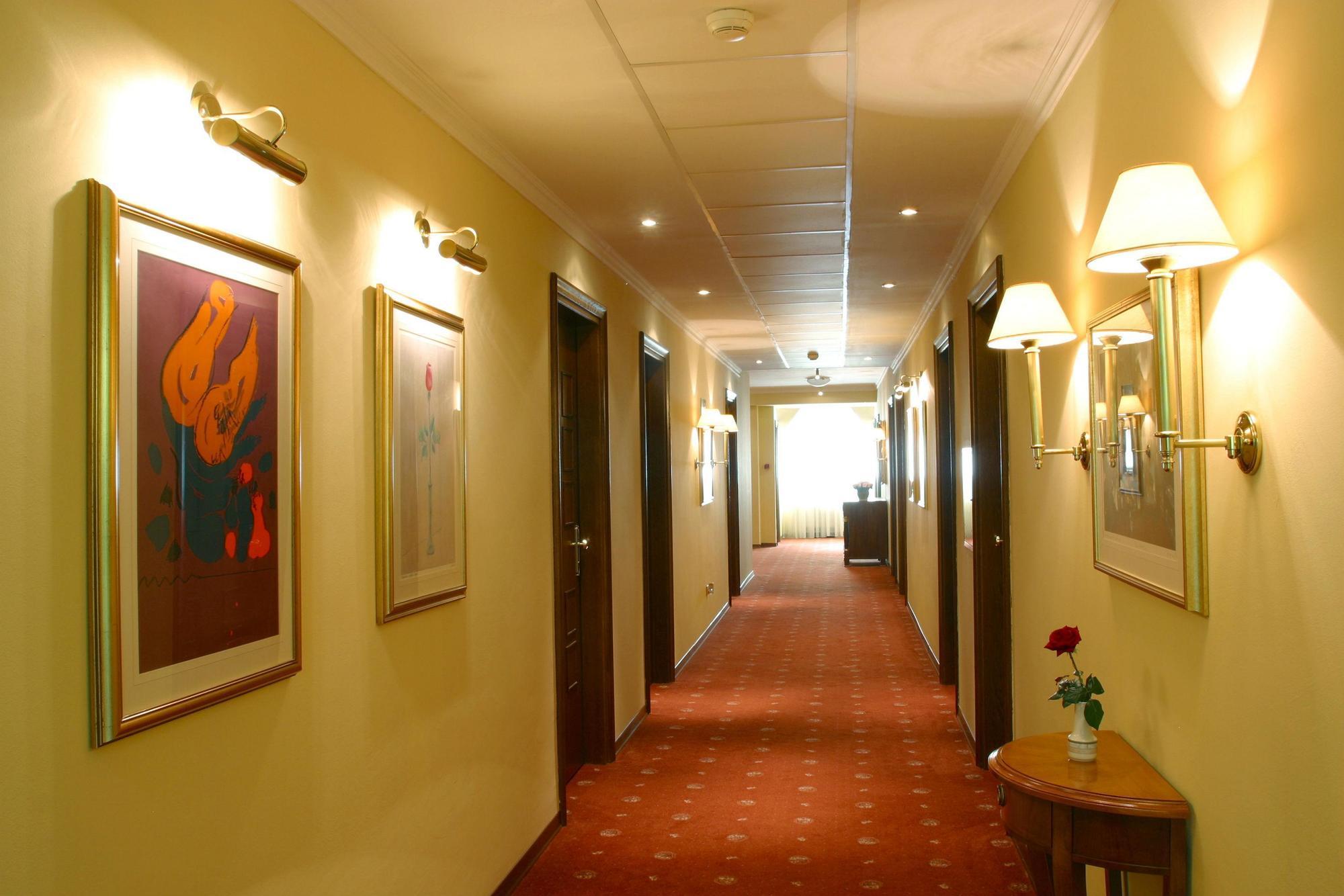As 4* Zagreb